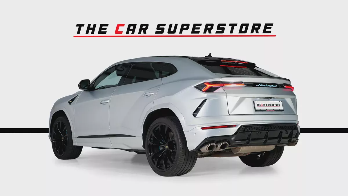 Lamborghini Urus-Exclusive Leather With Orange Stitching-Black Exterior Pack-23 Inch Black Rims-5-5