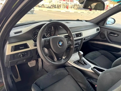 BMW | 323i | 2006 | ONLY | 80622 KM | JAPAN IMPORT | CLEAN TITLE-12