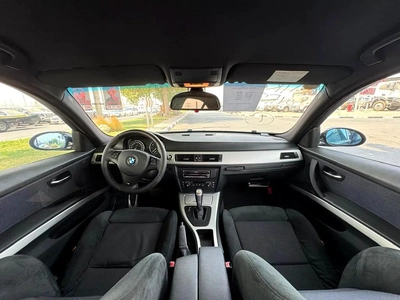 BMW | 323i | 2006 | ONLY | 80622 KM | JAPAN IMPORT | CLEAN TITLE-8