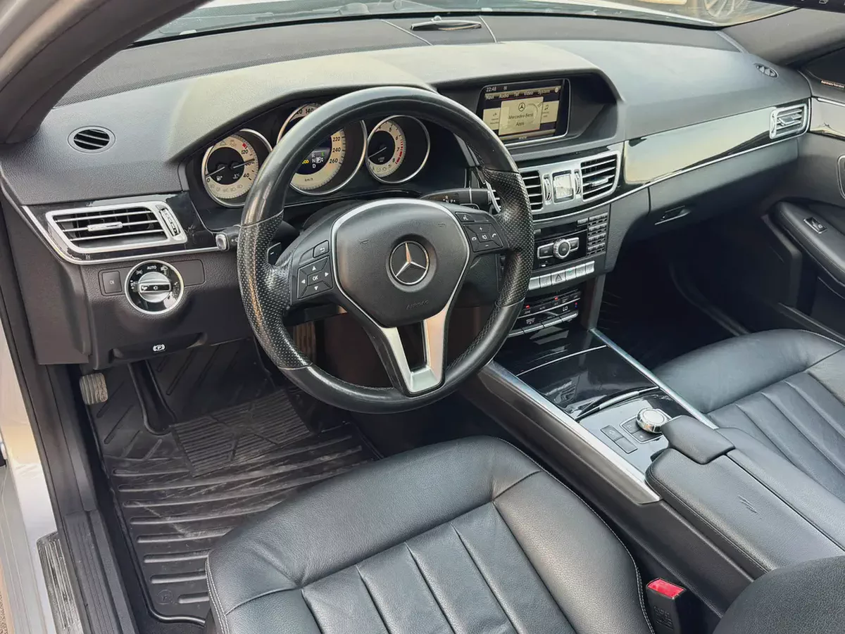 Mercedes Benz E300 2014 94000km - Clean Title - Excellent Condition-6-6