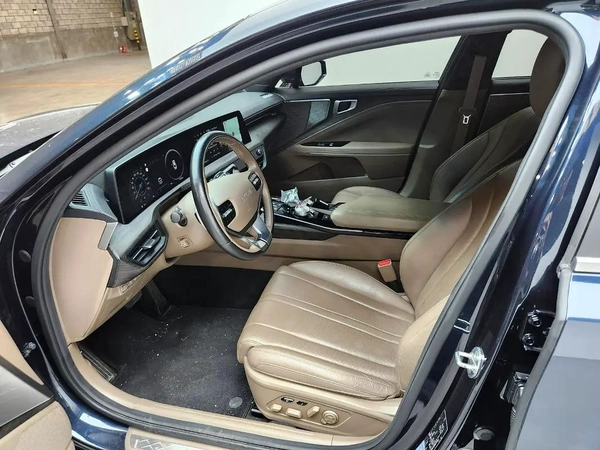 Kia K8 Noblesse 2022 - Korean Specs - Excellent Condition