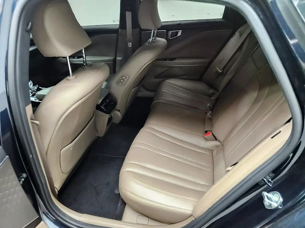 Kia K8 Noblesse 2022 - Korean Specs - Excellent Condition