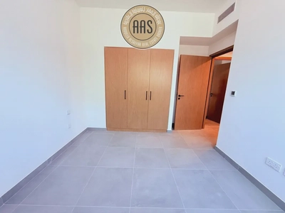 READY TO MOVE SPACIOUS BRAND NEW 4 BR+MAID VILLA AVAILABLE FOR RENT-18