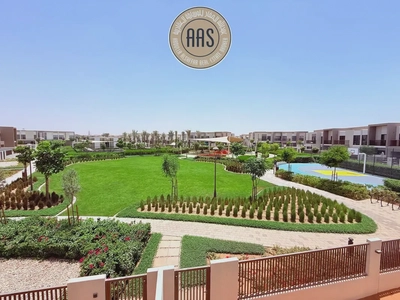 READY TO MOVE SPACIOUS BRAND NEW 4 BR+MAID VILLA AVAILABLE FOR RENT-4