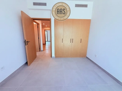 READY TO MOVE SPACIOUS BRAND NEW 4 BR+MAID VILLA AVAILABLE FOR RENT-8