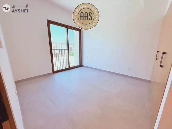 READY TO MOVE SPACIOUS BRAND NEW 4 BR+MAID VILLA AVAILABLE FOR RENT