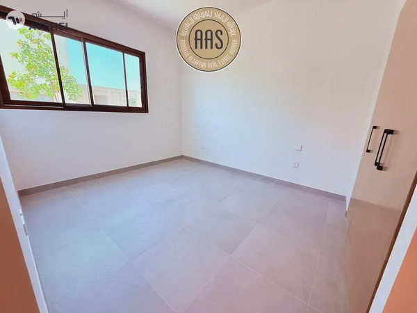 READY TO MOVE SPACIOUS BRAND NEW 4 BR+MAID VILLA AVAILABLE FOR RENT