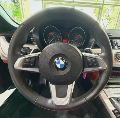 Z4 Roadster . GCC Specs . Excellent Condition-9