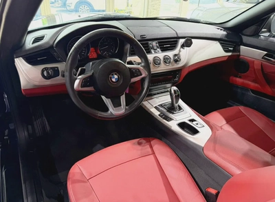 Z4 Roadster . GCC Specs . Excellent Condition-7