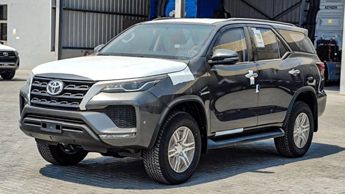 Toyota Fortuner EXR TOYOTA FORTUNER 2.7L 4WD PETROL 2025