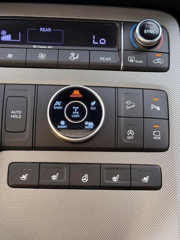 Hyundai Palisade PREMIUM NAPPA Limited 3.8L / Panoramic, 360 Camera Full option