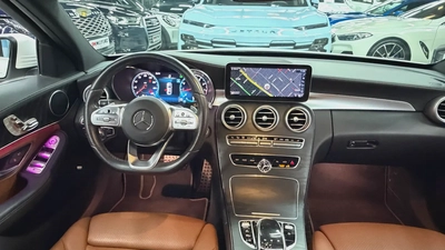 2020 Mercedes-Benz C200 Avantgarde | GCC Specs | Pristine Condition-13