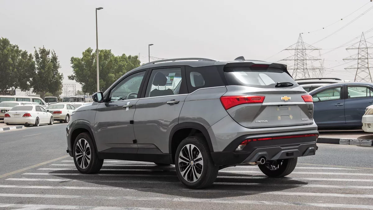 2024 Chevrolet Captiva Silver – Modern SUV with Style-6-6