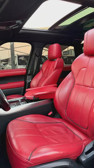 رنج روفر 2014 محول SVRنظيف Land Rover Range Rover Sport HSE S 2014 - GCC Specs - Well Maintained-6