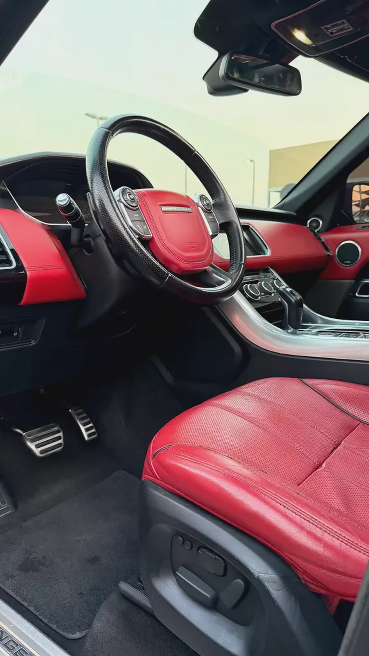 رنج روفر 2014 محول SVRنظيف Land Rover Range Rover Sport HSE S 2014 - GCC Specs - Well Maintained-8-8
