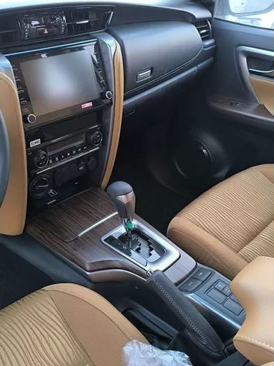Toyota Fortuner EXR FORTUNER SR5  2.7L AT FULL OPTION PETROL 2024-12