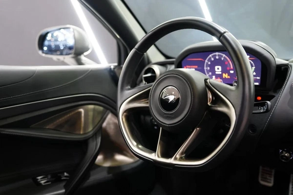 McLaren 720S