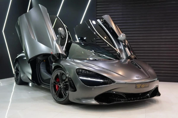McLaren 720S