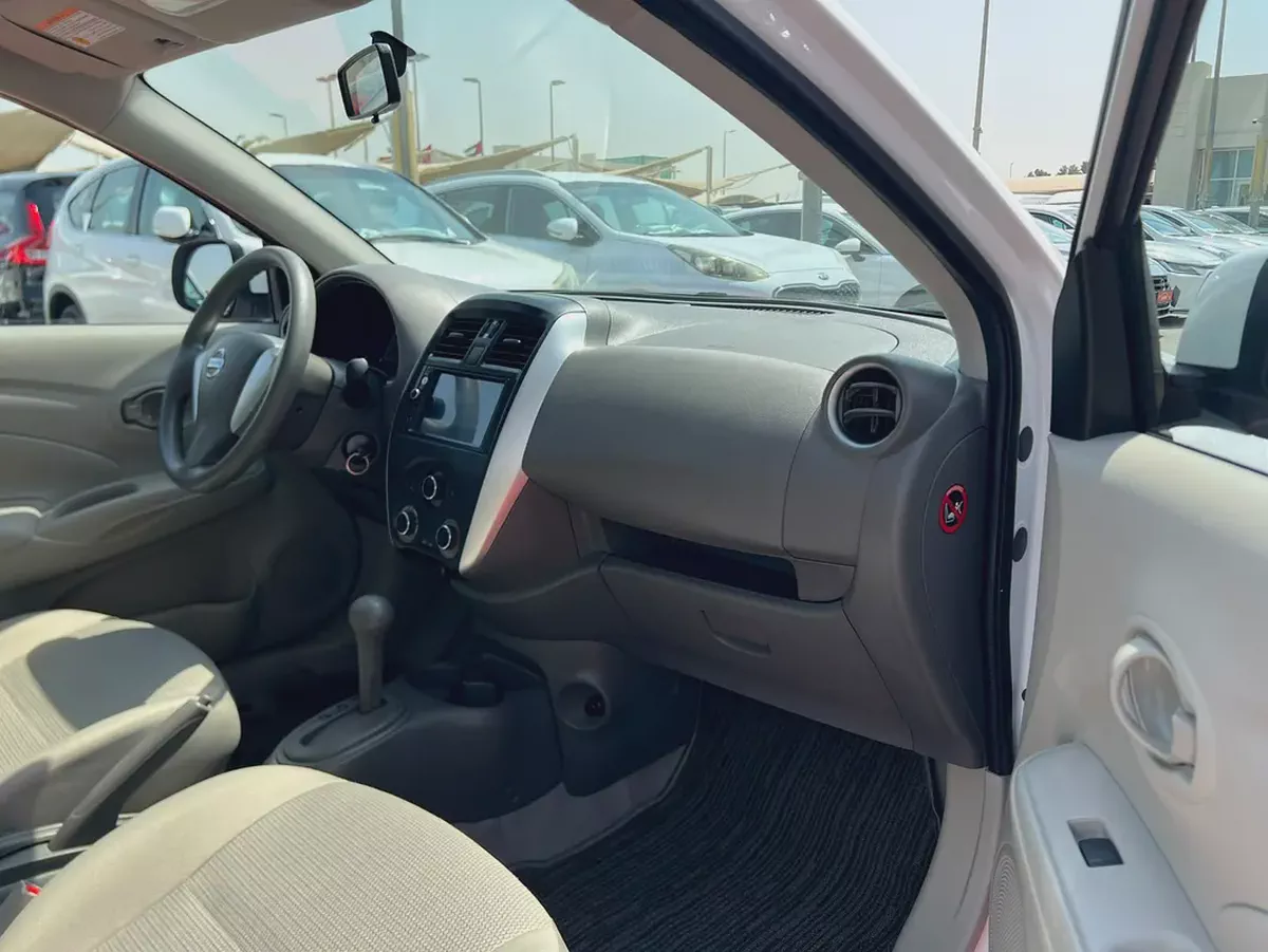 2022 Nissan Sunny | Orginal paint | GCC | Screen | Automatic | Ref#1146-9-9