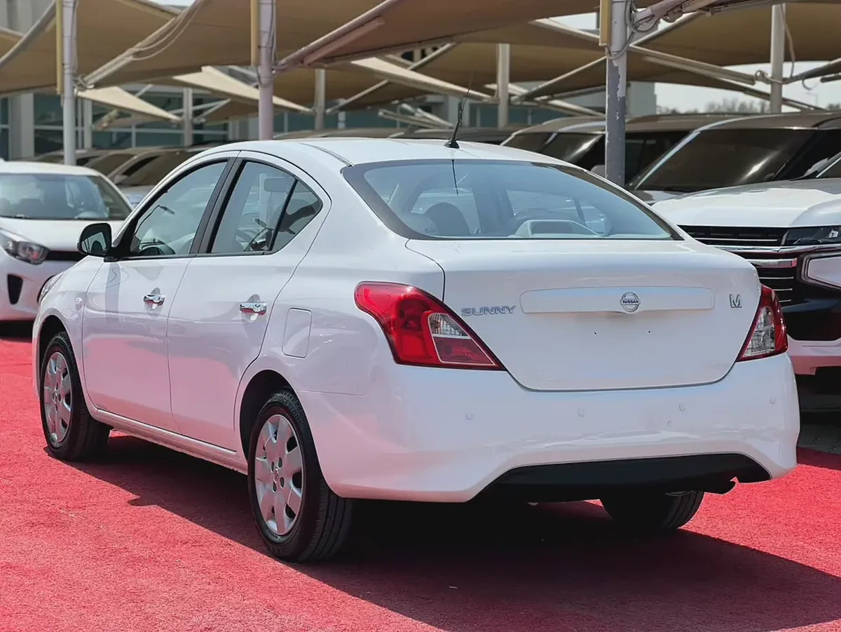 2022 Nissan Sunny | Orginal paint | GCC | Screen | Automatic | Ref#1146-3-3