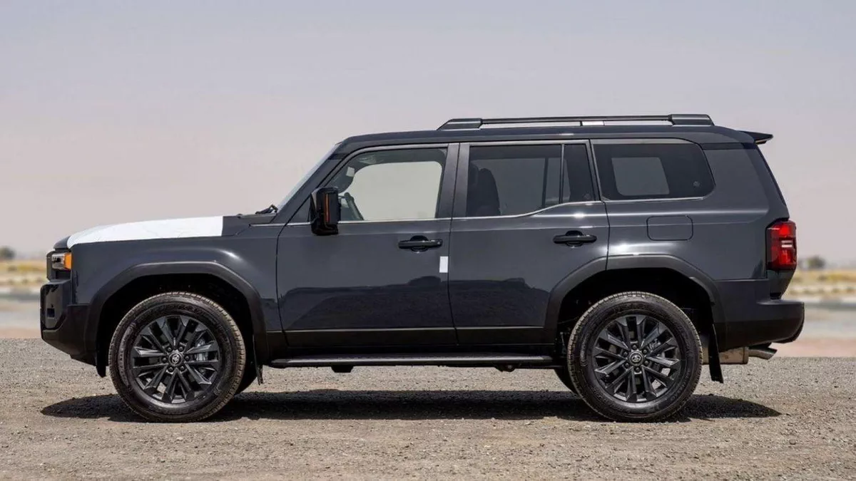 Toyota Prado GXR PRADO 250 LUXURY WX+ LUXURY 2.4P AT MY2024 – GREY-3-0