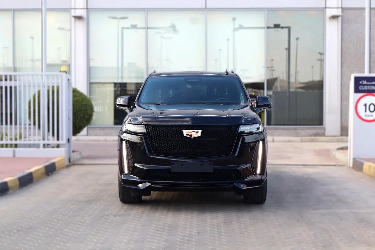Cadillac Escalade V – Supercharged | 2023 – Full Option | Under Warranty-1-1