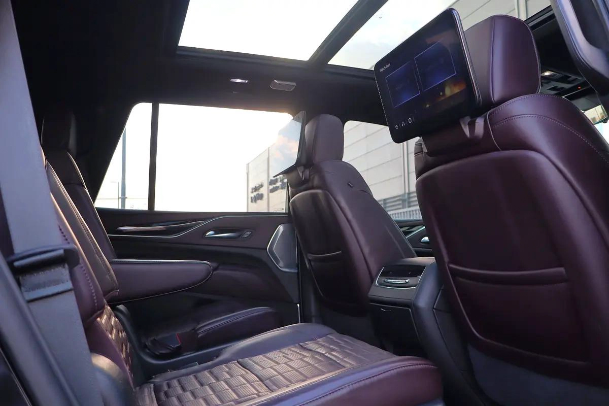 Cadillac Escalade V – Supercharged | 2023 – Full Option | Under Warranty-7-7