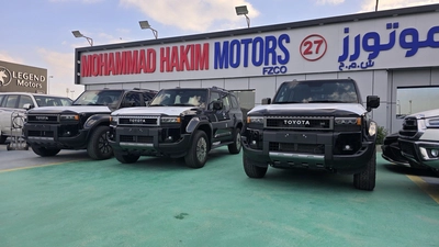 2026 Toyota Prado Black Design-11