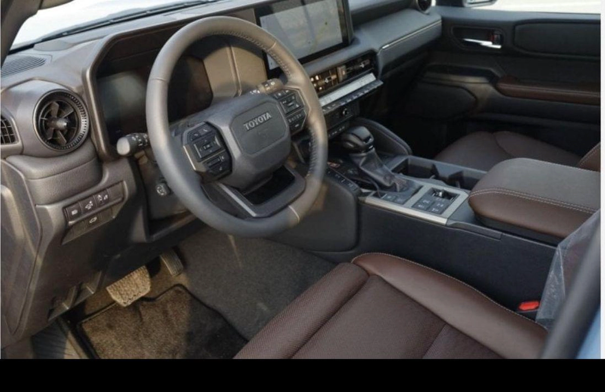 2026 Toyota Prado Black Design-4-4