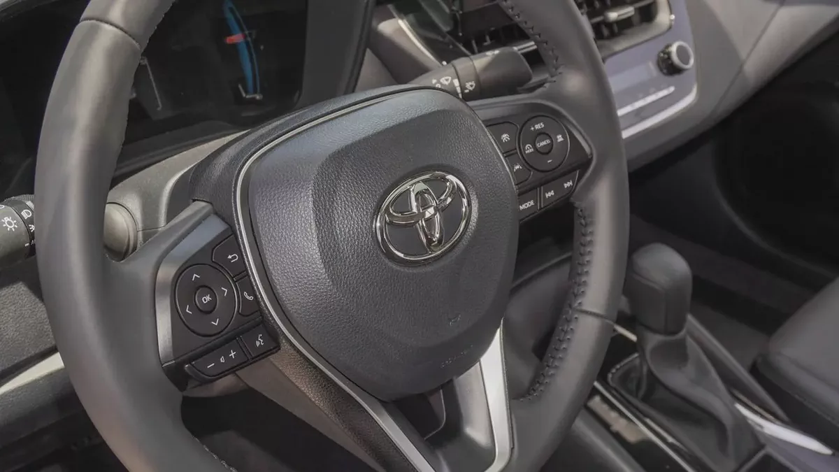 Brand New 2025 - Chinese Specs Toyota Corolla 1.8 Hybrid-11-11