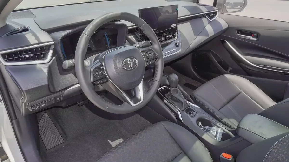 Brand New 2025 - Chinese Specs Toyota Corolla 1.8 Hybrid-7-7