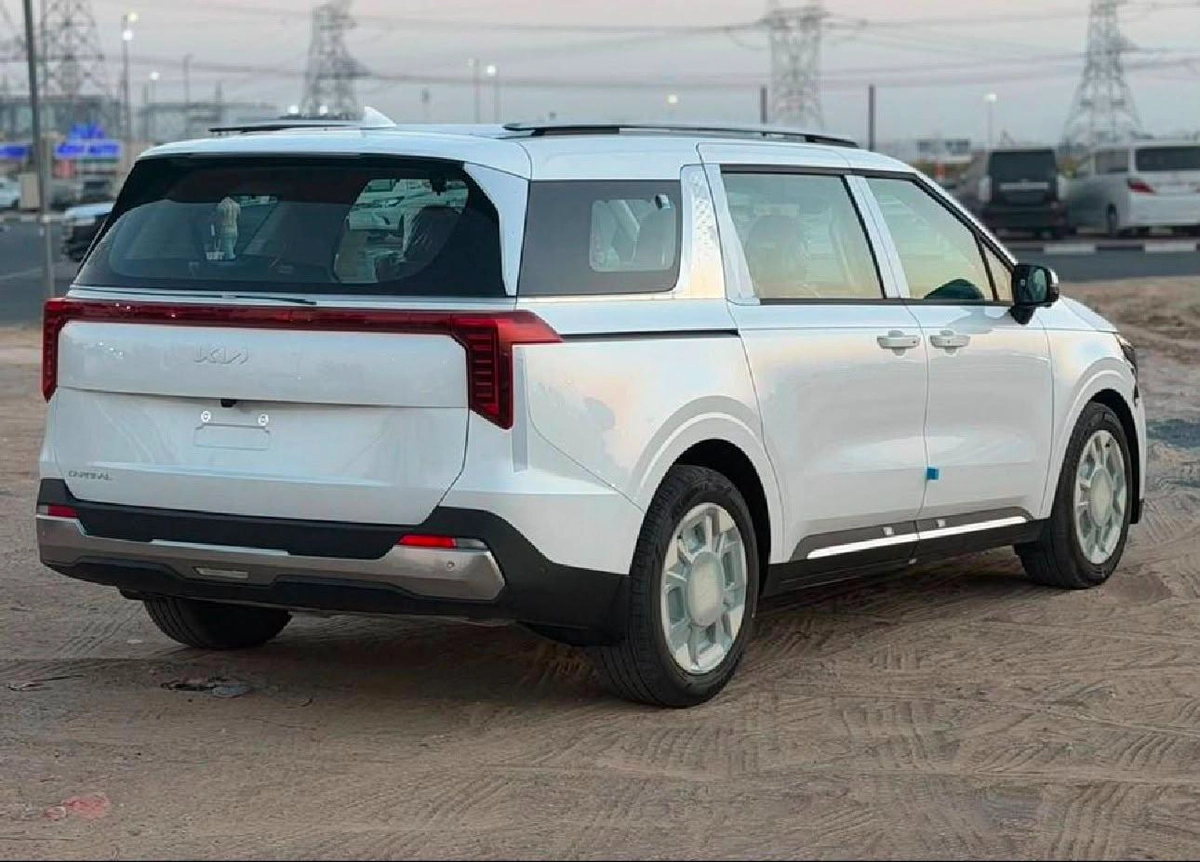 KIA CARNIVAL FULL OPTION GCC SPECS 2026 MODEL-4-4
