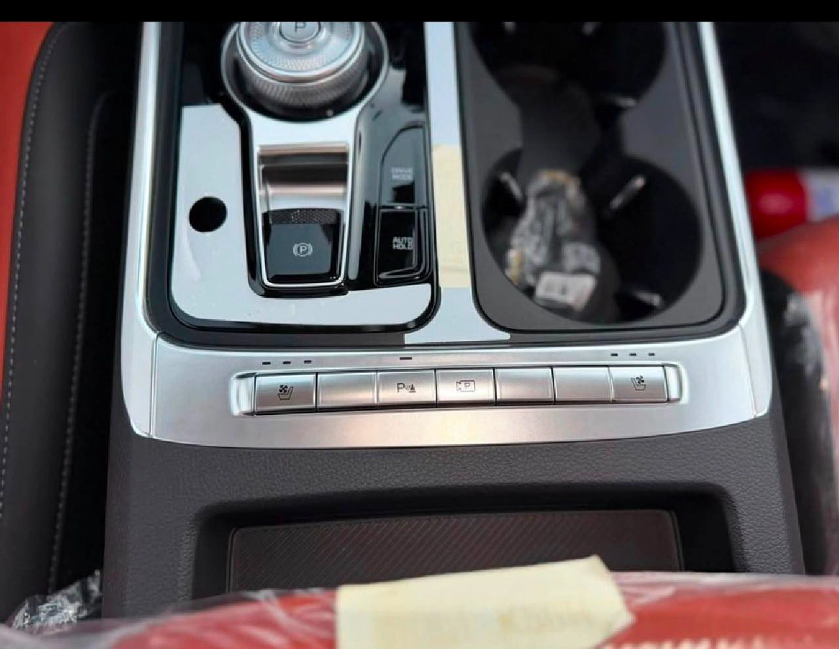 KIA CARNIVAL FULL OPTION GCC SPECS 2026 MODEL-15-15