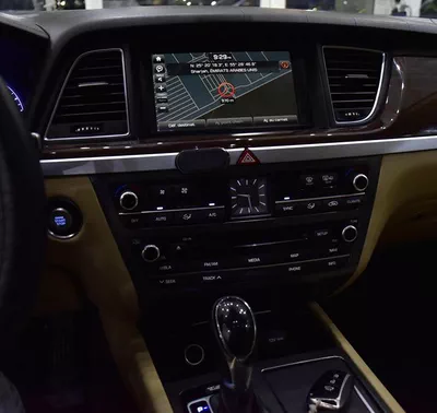 Hyundai Genesis 3.8 ( 2016 Model ) in White Color GCC Specs-8