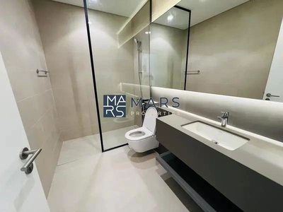 Spacious, Luxury 4 Bedroom End Corner Villa, with Two Living Room and Study Room-10