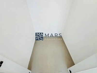 Spacious, Luxury 4 Bedroom End Corner Villa, with Two Living Room and Study Room-25