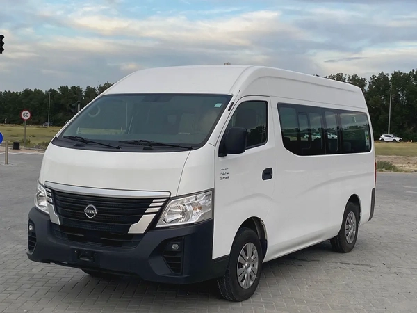 2023 Nissan Urvan NV350 automatic GCC Specs