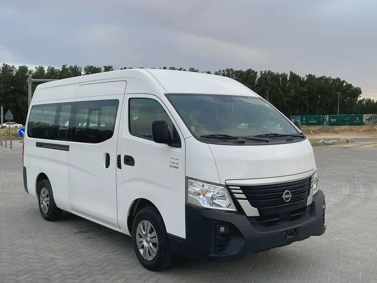 2023 Nissan Urvan NV350 automatic GCC Specs-2-2