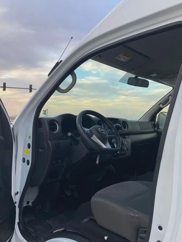 2023 Nissan Urvan NV350 automatic GCC Specs