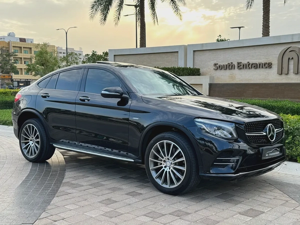 2019 GLC 300 Coupe in very good condition // American specs // Converted To GCC Look
