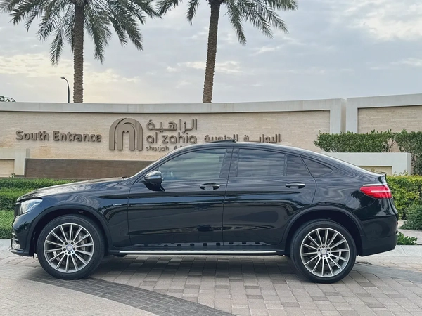 2019 GLC 300 Coupe in very good condition // American specs // Converted To GCC Look