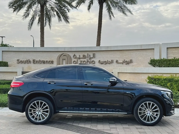 2019 GLC 300 Coupe in very good condition // American specs // Converted To GCC Look