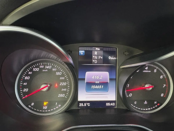 2019 GLC 300 Coupe in very good condition // American specs // Converted To GCC Look