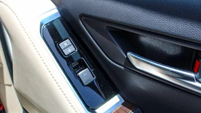 Toyota Land Cruiser VX 3.3L DIESEL 2024-17