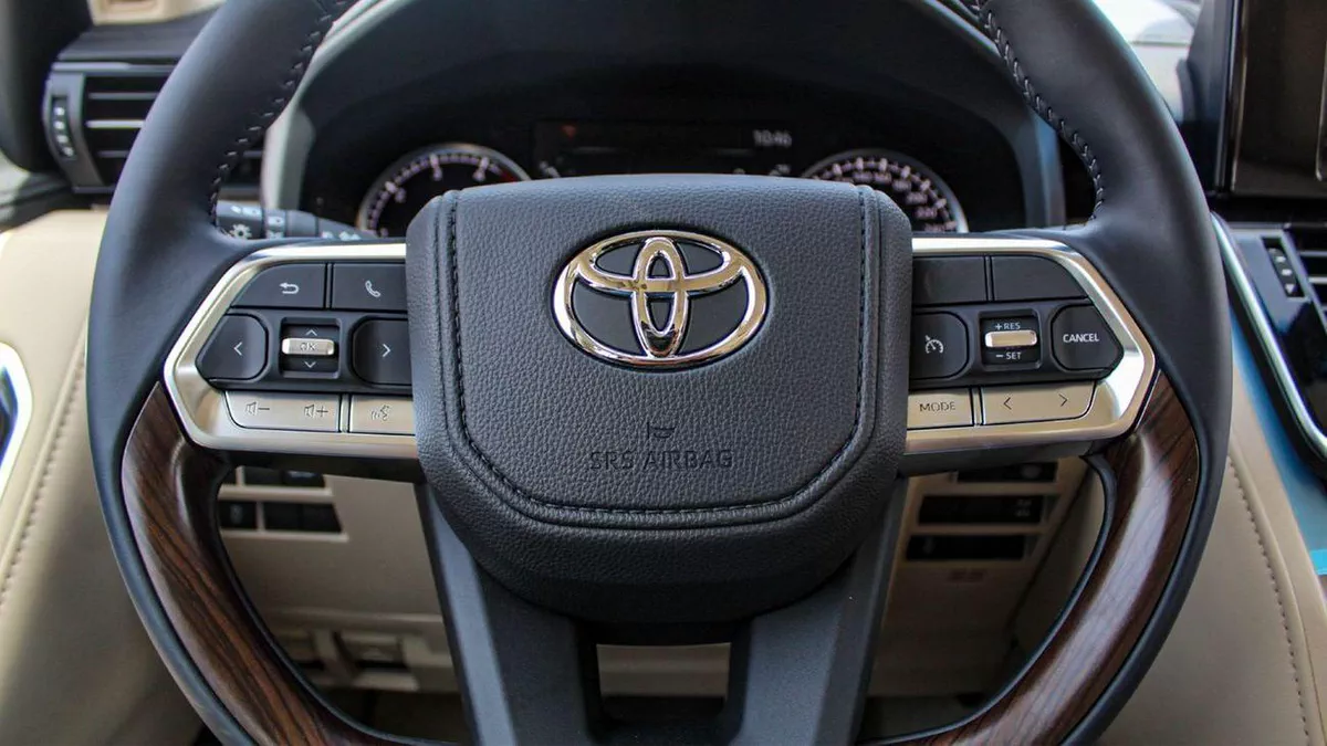 Toyota Land Cruiser VX 3.3L DIESEL 2024-20-0
