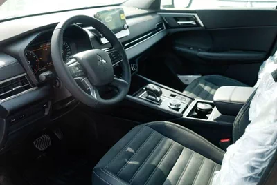 Mitsubishi Outlander GLX MIDLINE OUTLANDER 2.5L 4WD WHITE-5