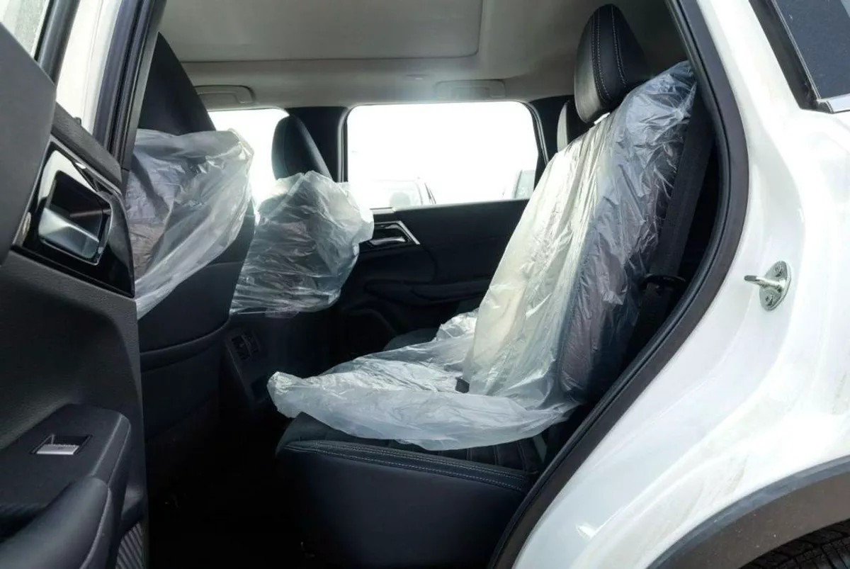 Mitsubishi Outlander GLX MIDLINE OUTLANDER 2.5L 4WD WHITE-13-13