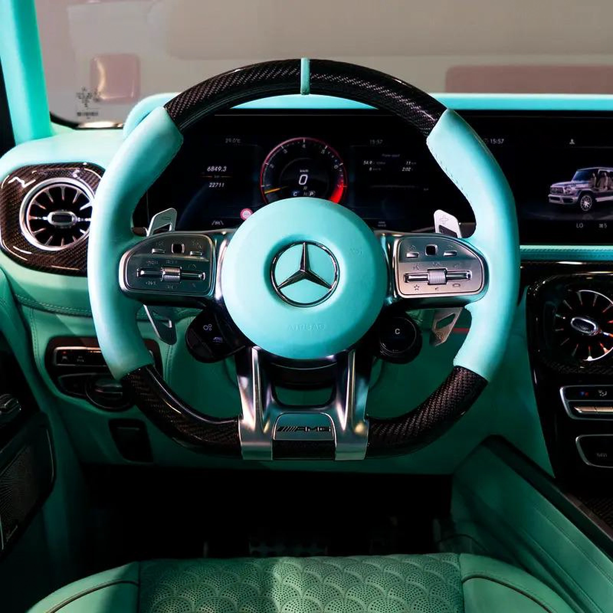 AED 16,291 pm • 0% Downpayment • Original G800 Brabus • 1 Year Warranty-4-4