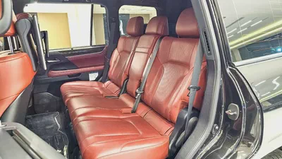 LEXUS - LX 570 - 25 EDITION -  2021 MODEL - GCC SPECS - 70,000 KM - BLACK / TAN-9