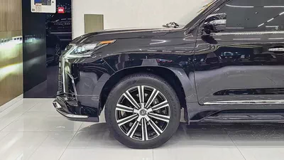 LEXUS - LX 570 - 25 EDITION -  2021 MODEL - GCC SPECS - 70,000 KM - BLACK / TAN-18